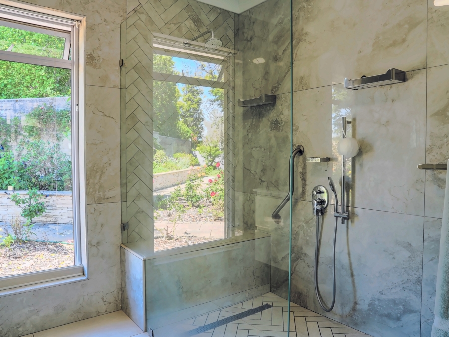 3 Bedroom Property for Sale in Helderrand Western Cape